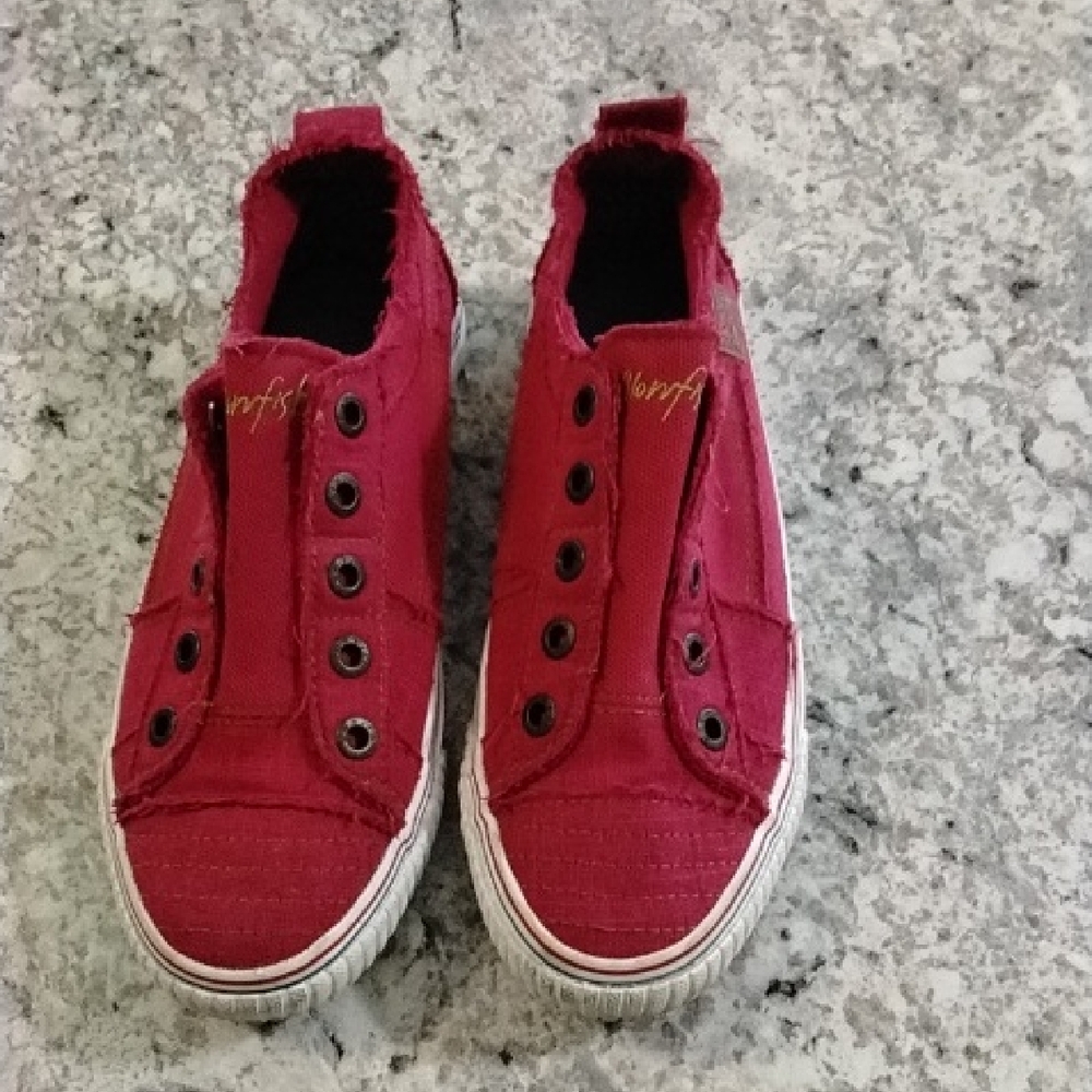 Trendy Red Canvas Women's Sneakers